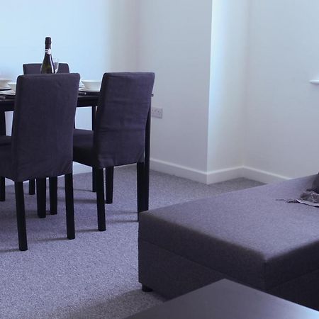 Stylish 1Br Apartment In The Heart Of Heywood Екстер'єр фото