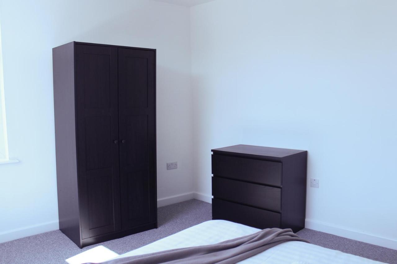 Stylish 1Br Apartment In The Heart Of Heywood Екстер'єр фото